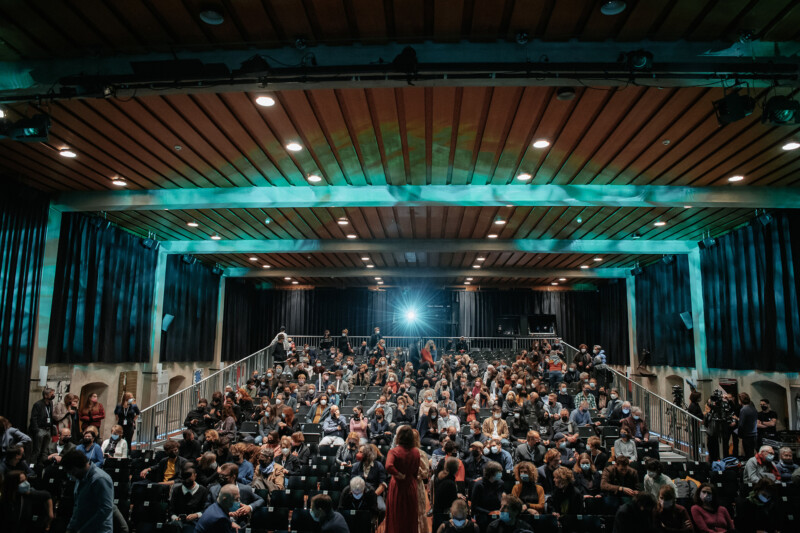 208 3306 Montag 57 SFT by moduleplus DSC 3306